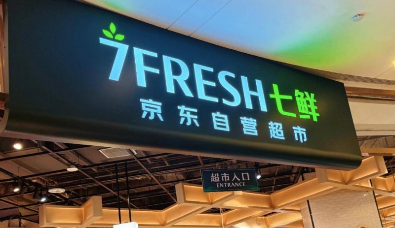 宝玑 250 周年庆典 发布全新 Classique Souscription 2025 腕表